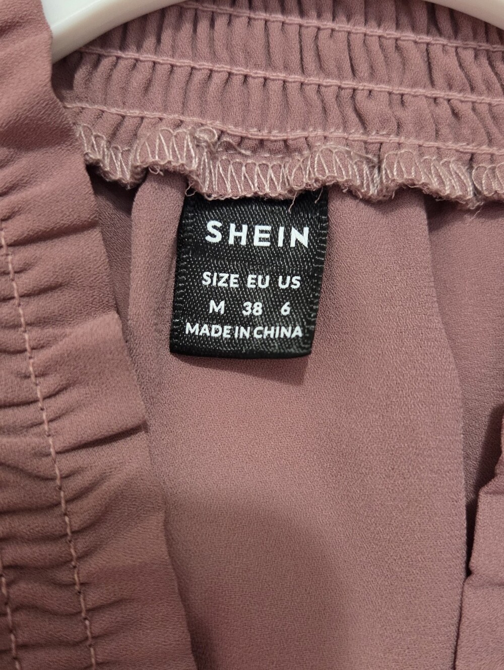 SHEIN Privé Frill Trim Mock Neck Puff Sleeve Short Sleeve Pink Blouse Sz Medium - Picture 7 of 10